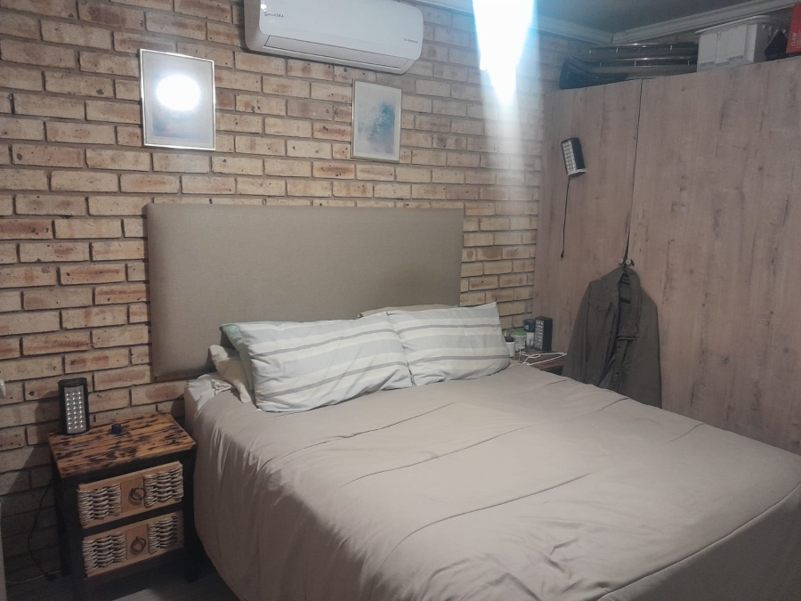 3 Bedroom Property for Sale in Oos Einde North West